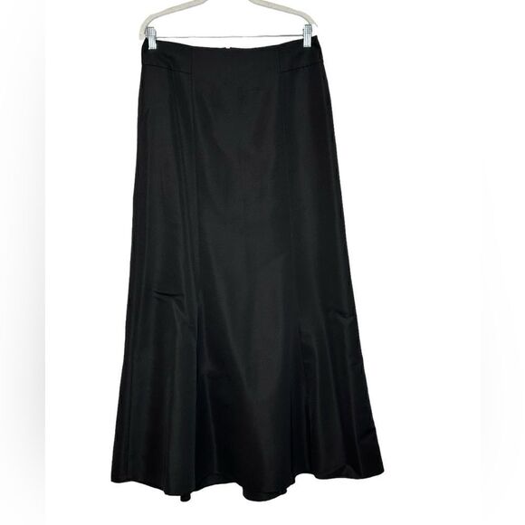 Ann Taylor Black Formal Pleated Maxi Skirt | Size 10 - Picture 5 of 9